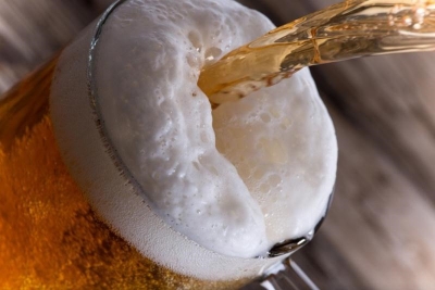 Пивной этикет: как правильно наливать пиво разных сортов